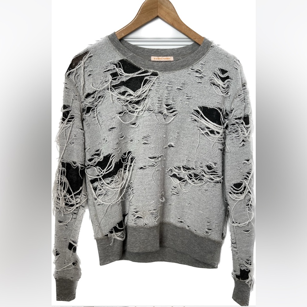 Ripped Gray Sweatshirt Sweet Romeo Nordstrom Size M Medium